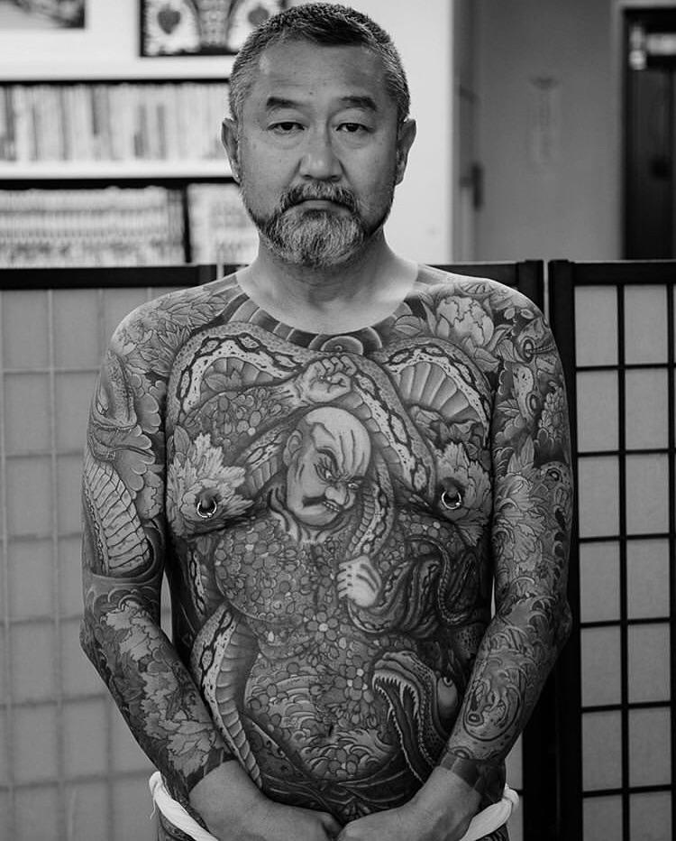 このボディスーツについて、彫よし三代目の写真とか情報をもっと見たい