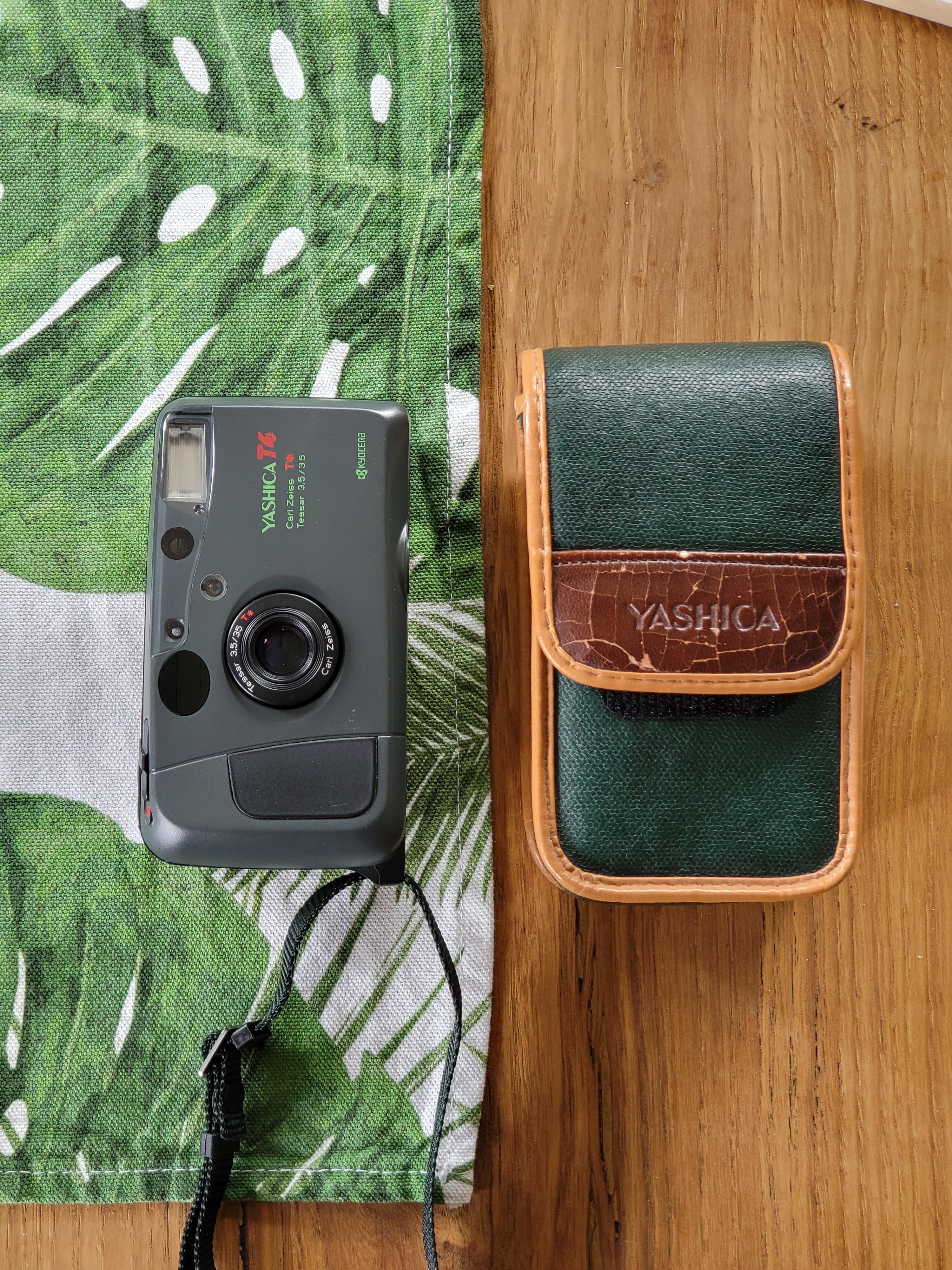 35mmカメラで一番金かけたやつ - Yashica T4 Safari : r/AnalogCommunity