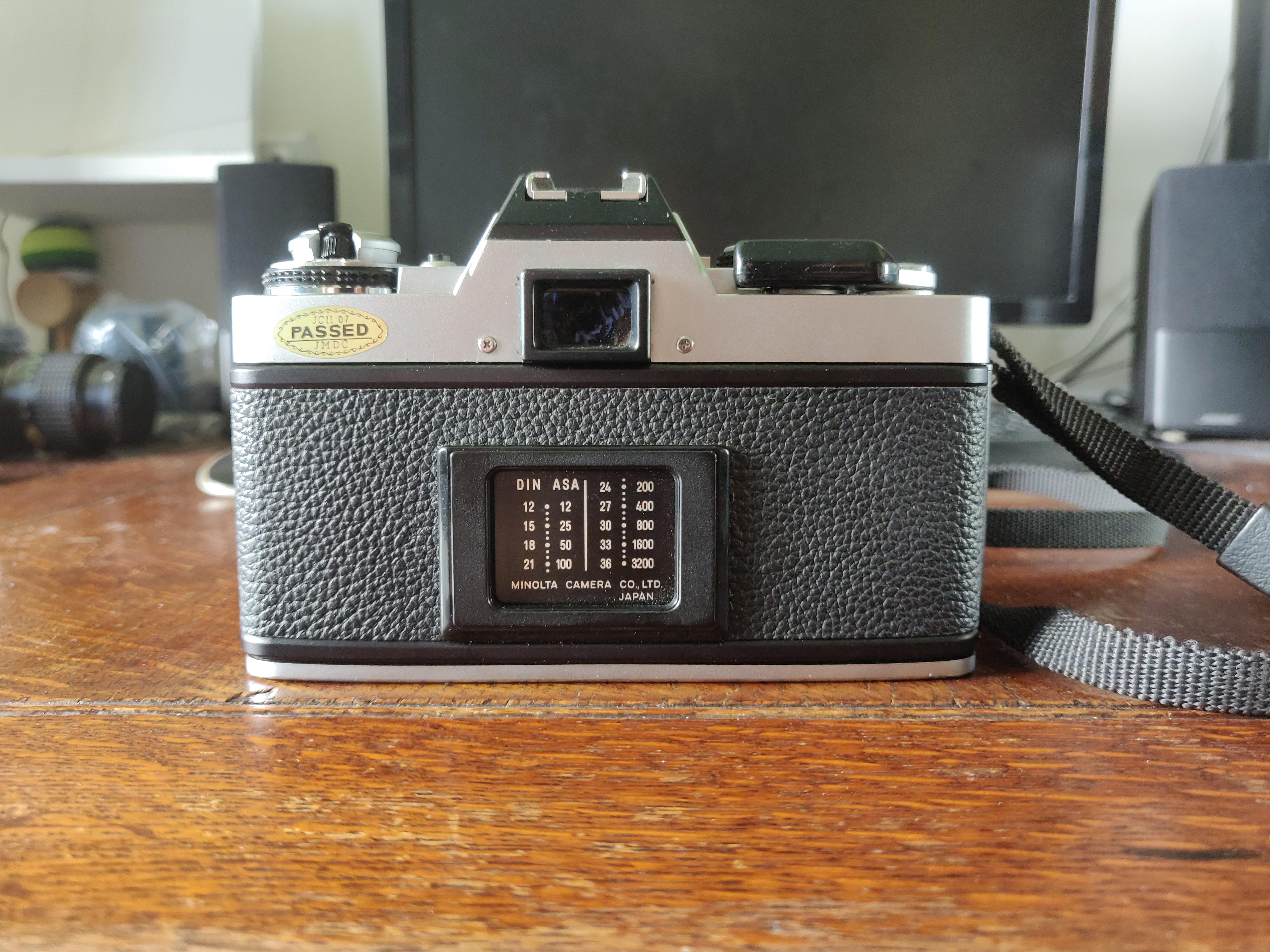 A few weeks ago I bought a Minolta X-500 that wasn't working