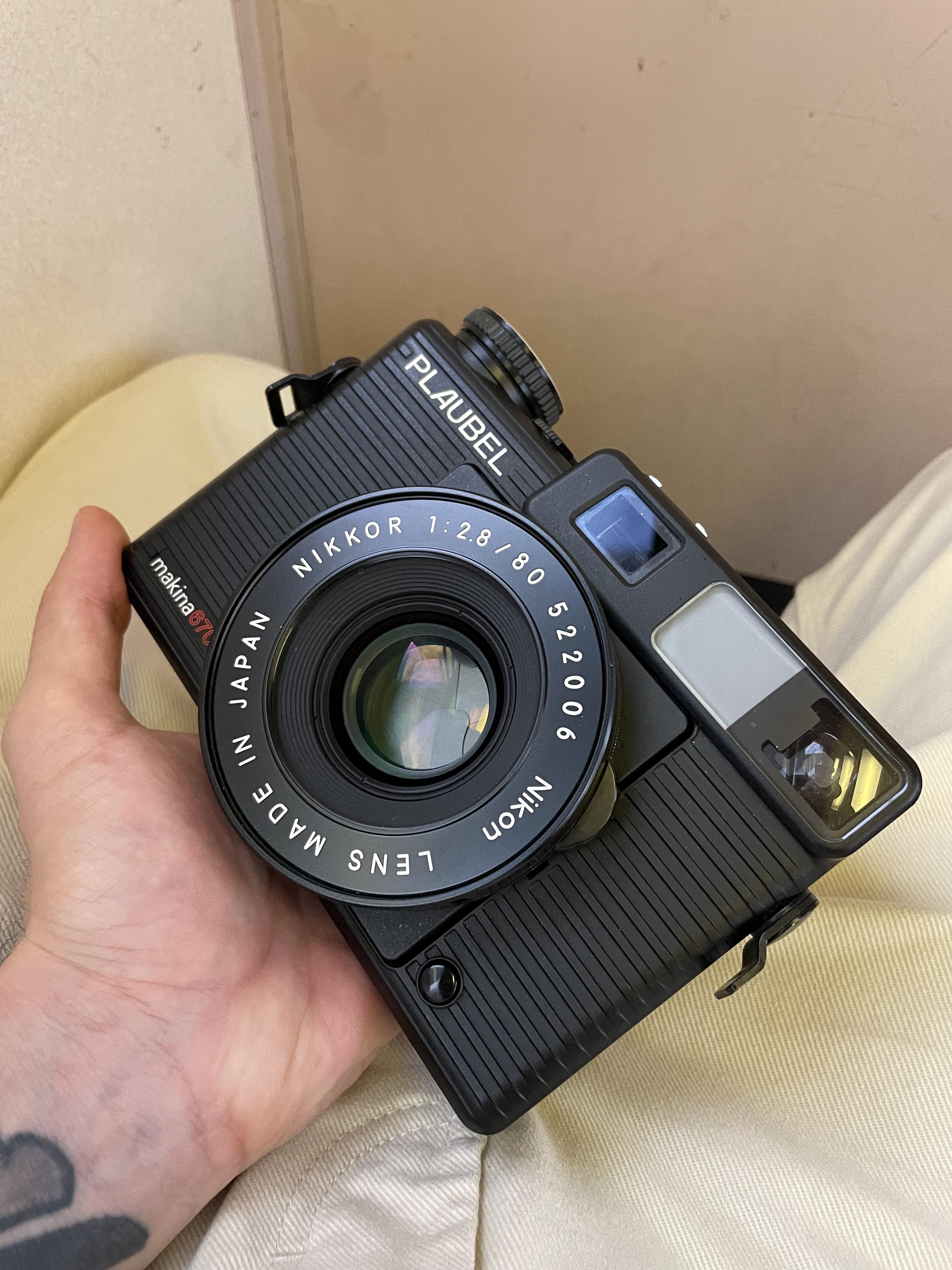 熱いぜ - 俺の Plaubel Makina 670 : r/AnalogCommunity