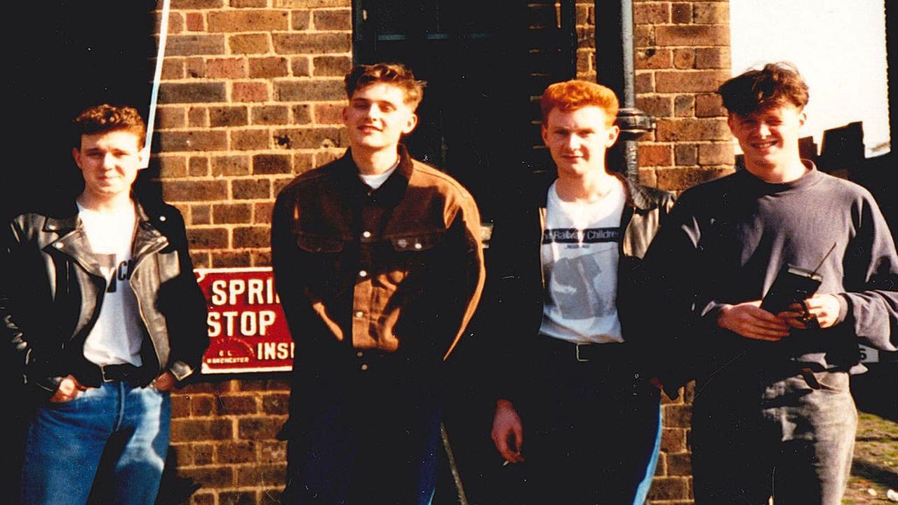 Railway Children - Gentle Sound {1987} - YouTube