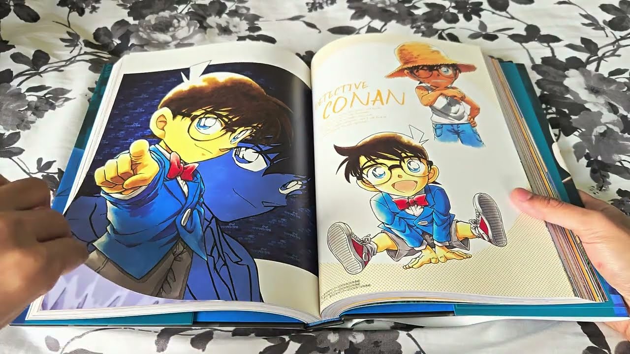 Gosho Aoyama The Complete Color Works 1994-2025 Flip-Through - YouTube