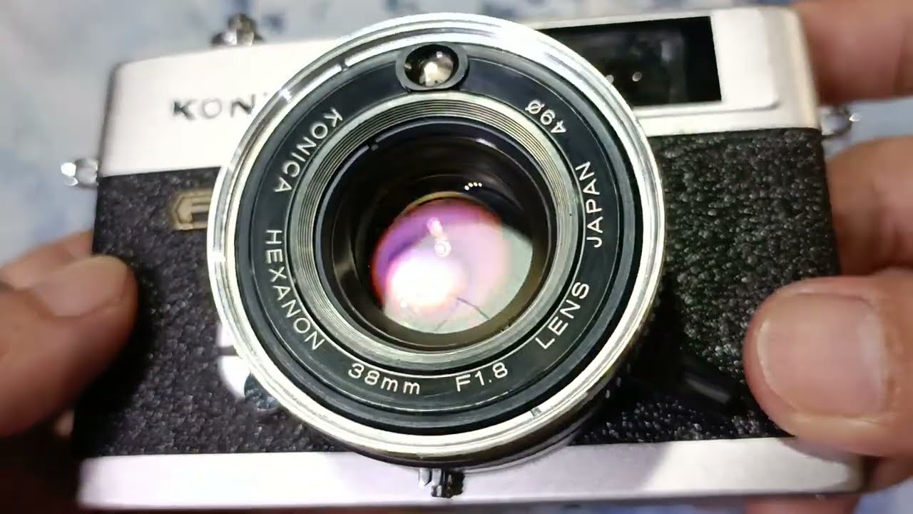 Shutter and Aperture Preset | Konica C35 FD Film Camera - YouTube