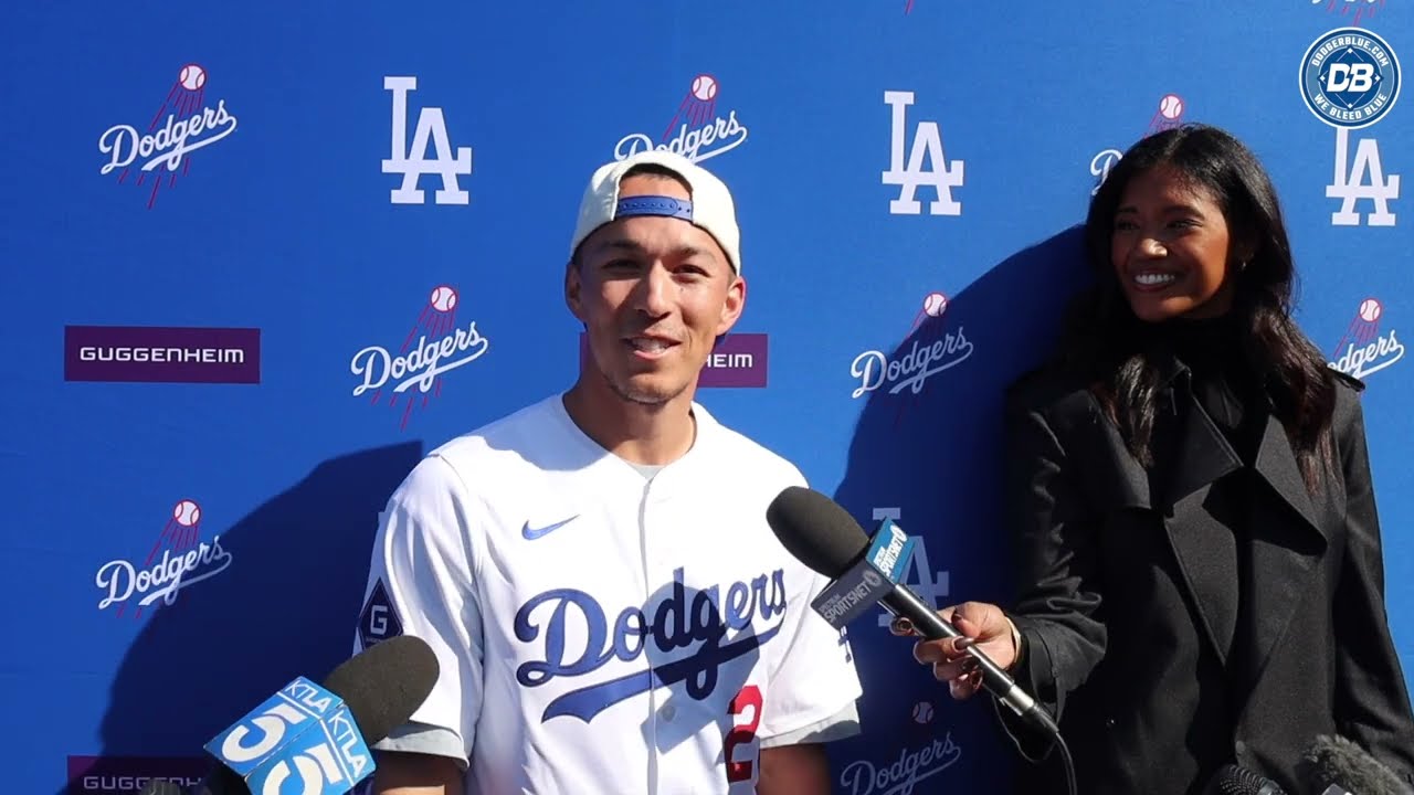 DodgerFest 2025: Tommy Edman reacts to bobblehead, explains
