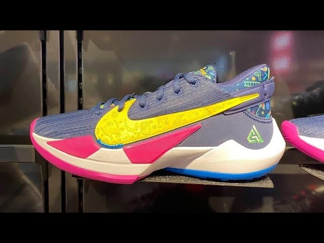 Nike Zoom Freak 2 “Christmas” (Midnight Navy/Fire Pink/White