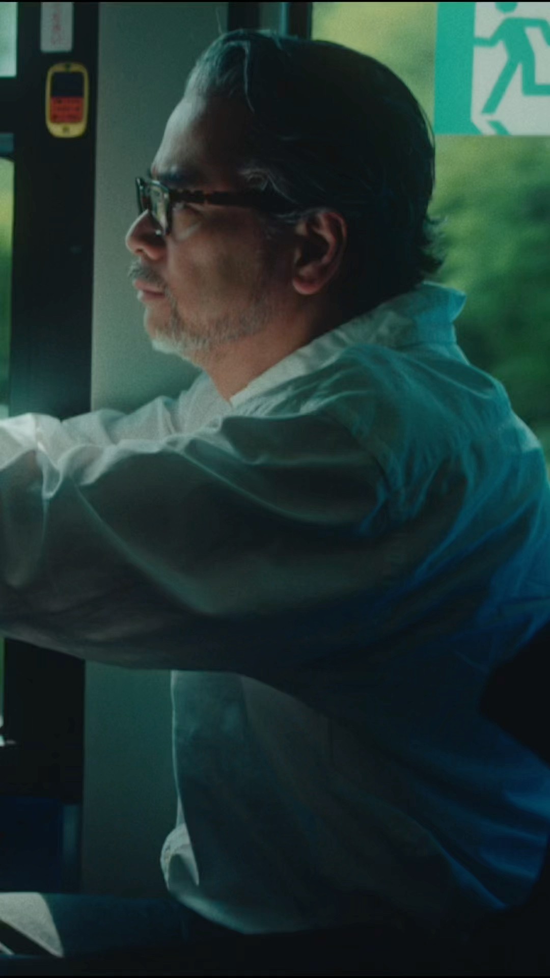 新曲「ブルーアンバー」MUSIC VIDEO全編公開中！#backnumber #ブルー