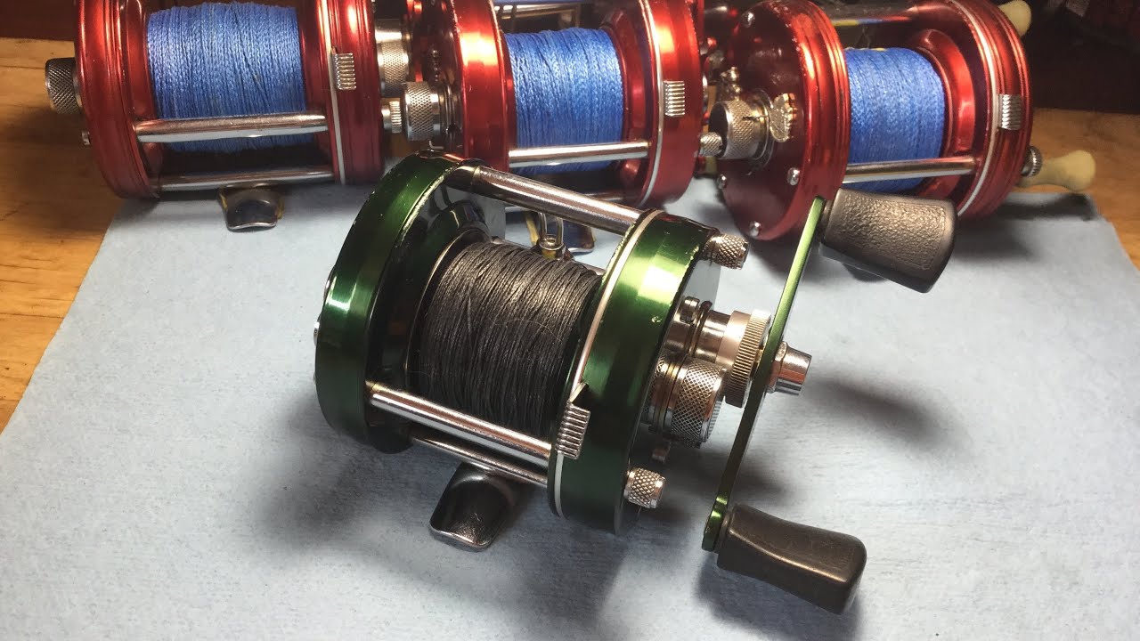 Vintage Abu Ambassadeur 5000D in forest green - YouTube