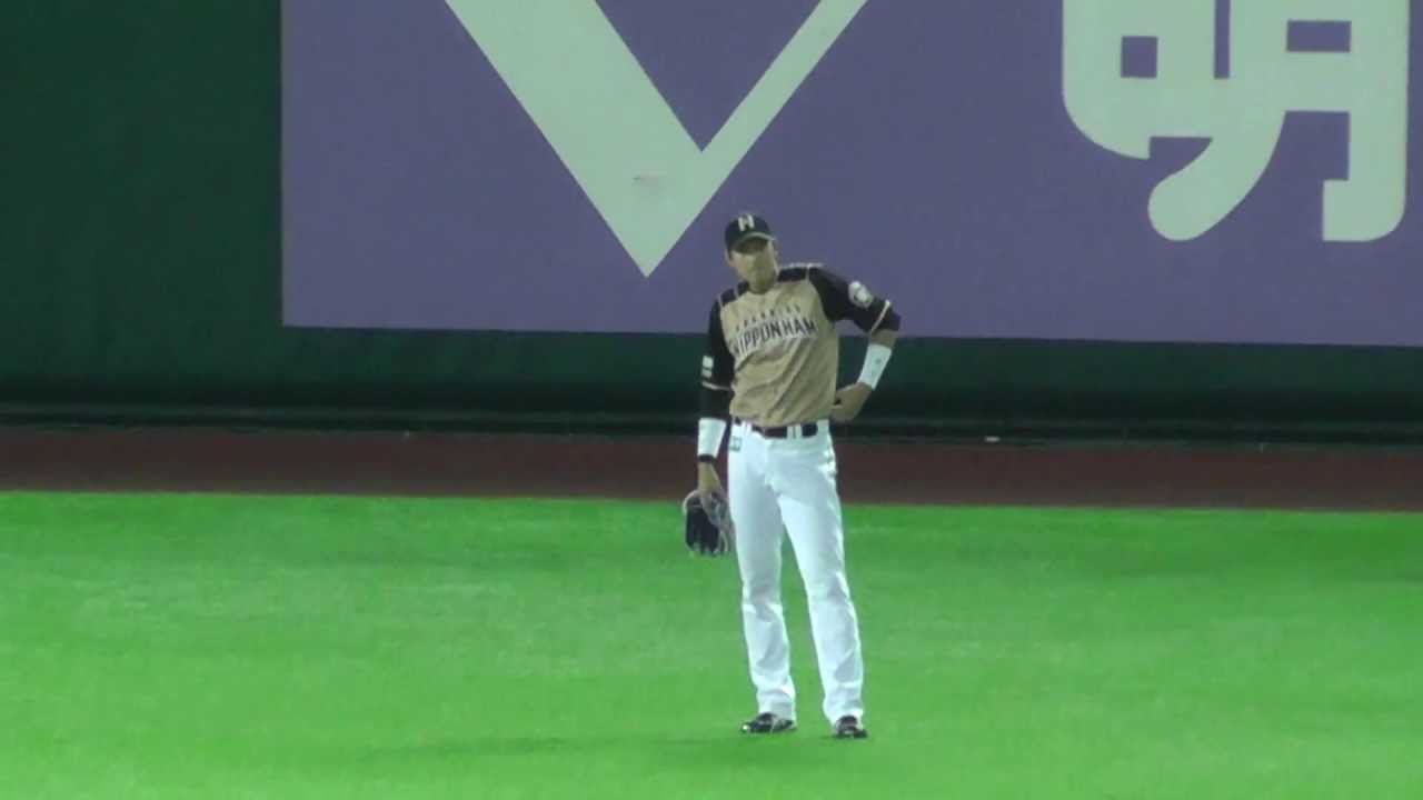 大谷翔平 ライト守備（ライトフライ） 2013.7.27 - YouTube