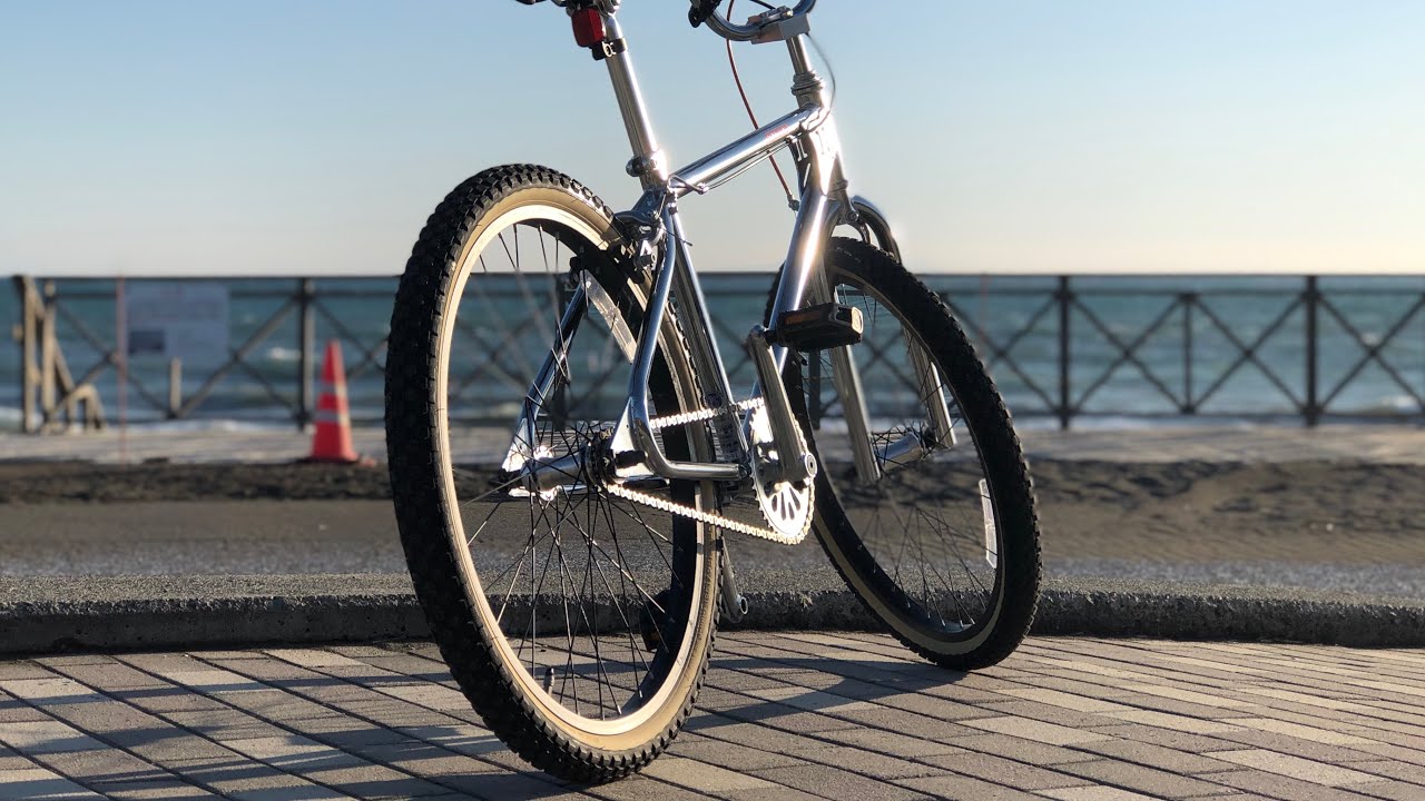 全身クロームのBMX サイクルベースあさひ レユニオンインスティンクト