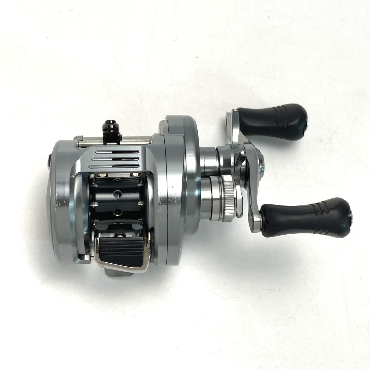 Shimano 19 CALCUTTA CONQUEST DC 200 Right Baitcasting Reel Used