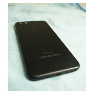 Apple iPhone 7 - 128/32GB - Jet Black/Colors (Unlocked) A1660