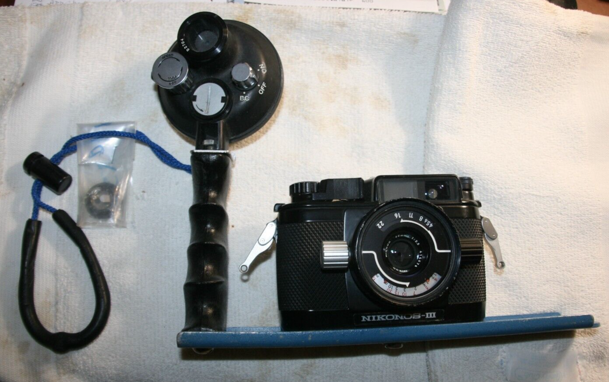 Nikonos III Vintage 35mm Underwater Film Camera with Lens and