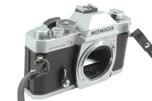 Konica Autoreflex T3 Black SLR w/Hexanon AR 50mm f/1.7 Lens Japan