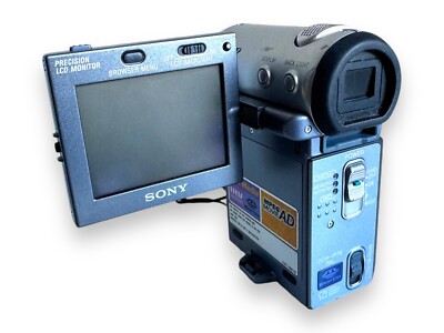Sony Handycam DCR-IP7E Camcorder PAL MicroMV Retro Video Camera