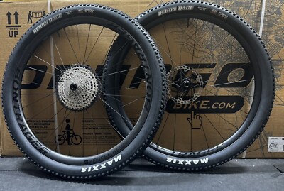 Wheelset Bontrager Kovee Elite 30 TLR boost 29”carbon/Galfer Mtb