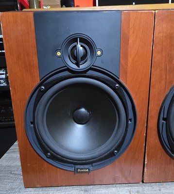 BOSTON ACOUSTICS VR-M60 Cherry Bookshelf Speakers Excellent Sound