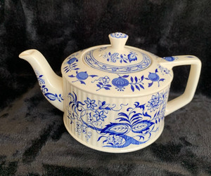 Blue Onion Teapot | eBay