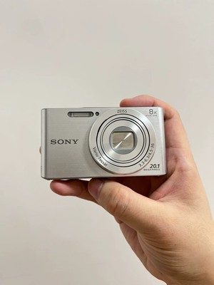 Sony DSC-W830 Cyber-shot Optical Zoom 8x 25-200mm Compact Digital