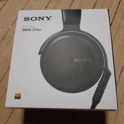 Sony Mdr-z7m2 Hi-res Stereo Overhead Headphones Wired - Black for
