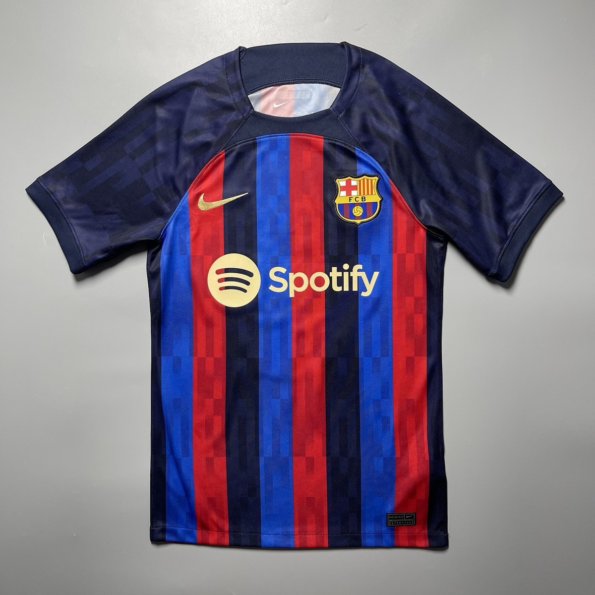 BARCELONA NIKE 2022/2023 FOOTBALL HOME JERSEY #8 PEDRI SIZE “XS
