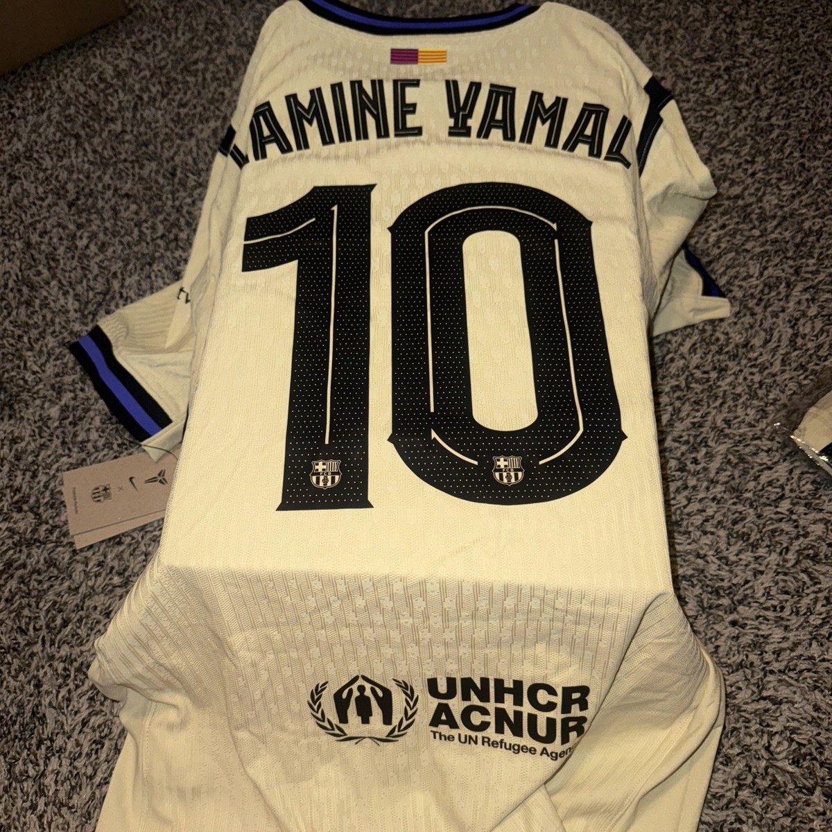 Lamine Yamal #10 Mens MEDIUM Nike FC Barcelona x Kobe Authentic