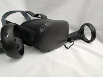 Oculus Quest 64GB VR Headset All-In-One Black Game Headset System