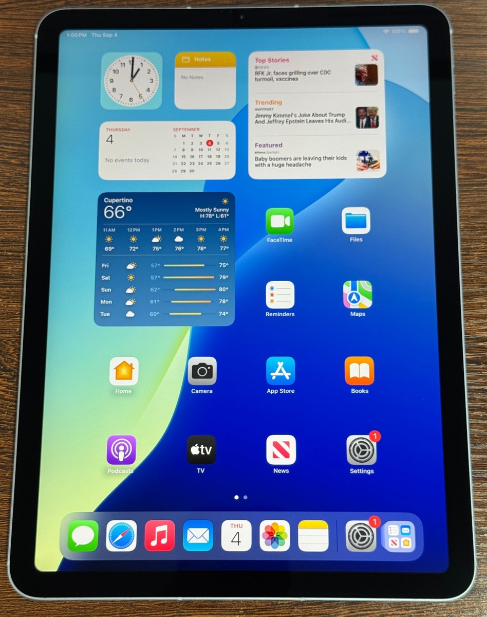Apple iPad Air (4th Generation) 256GB Wi-Fi + 4G Cellular 10.9