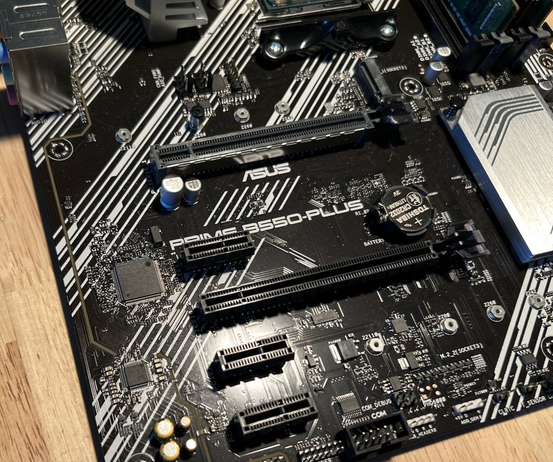 CPU + Motherboard + RAM Combo: ASUS PRIME B550-PLUS + Ryzen 5