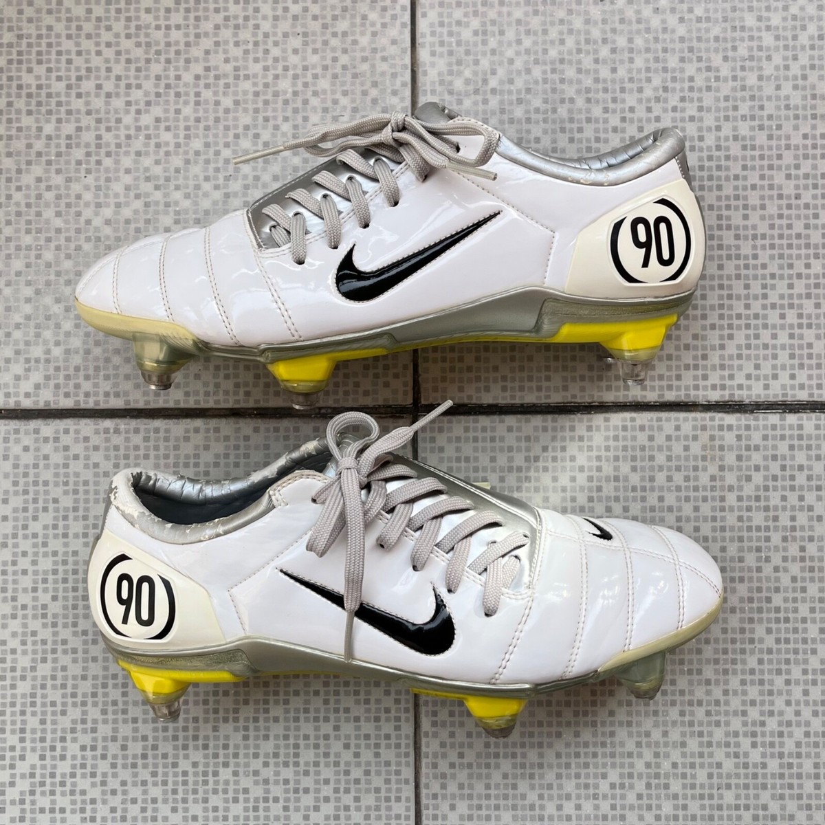 Nike Air Zoom Total 90 III SG Pro 2005 Italy Football Boots Soccer