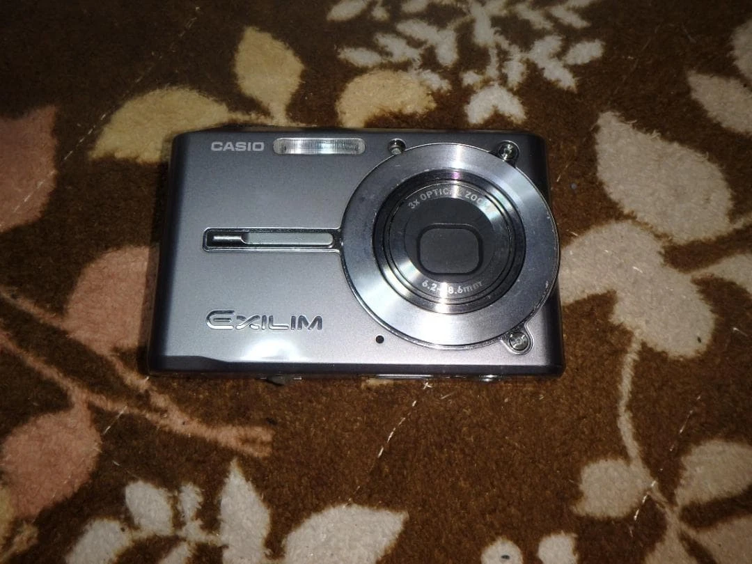 Casio Exilim EX-S500 Digital Cameras for Sale - Shop New & Used
