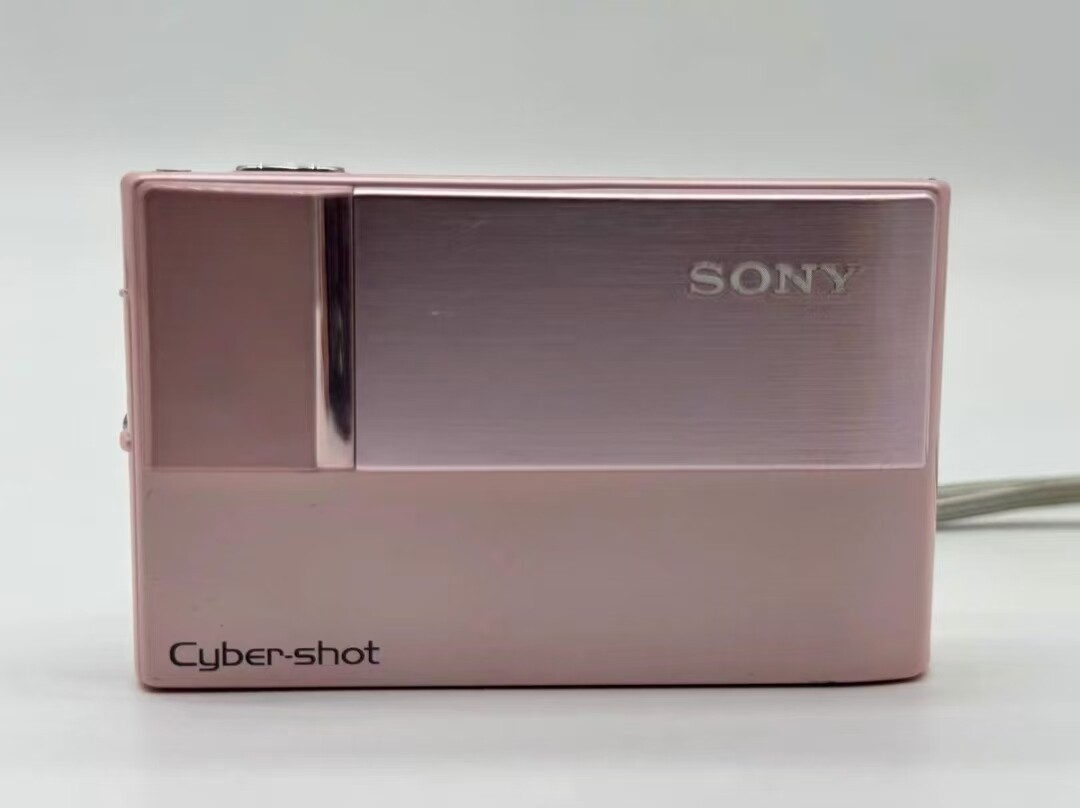 Sony Cyber-shot DSC-T10 7.2MP 3x Optical Zoom Digital Camera - 100
