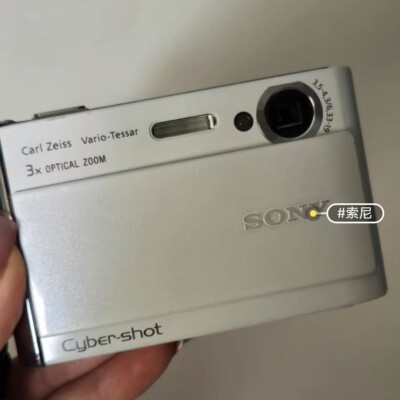 Sony Cyber Shot DSC-T70 8.1MP 3x Optical Zoom CCD Digital Camera