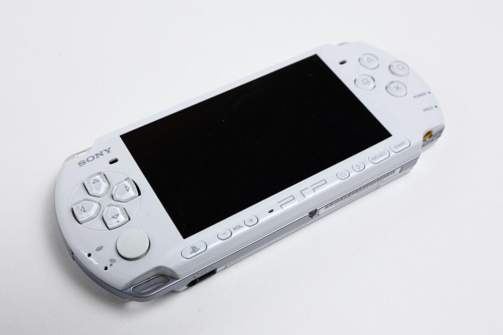 Sony PSP 3000 Pearl White - Good Condition + Official 4GB Card +