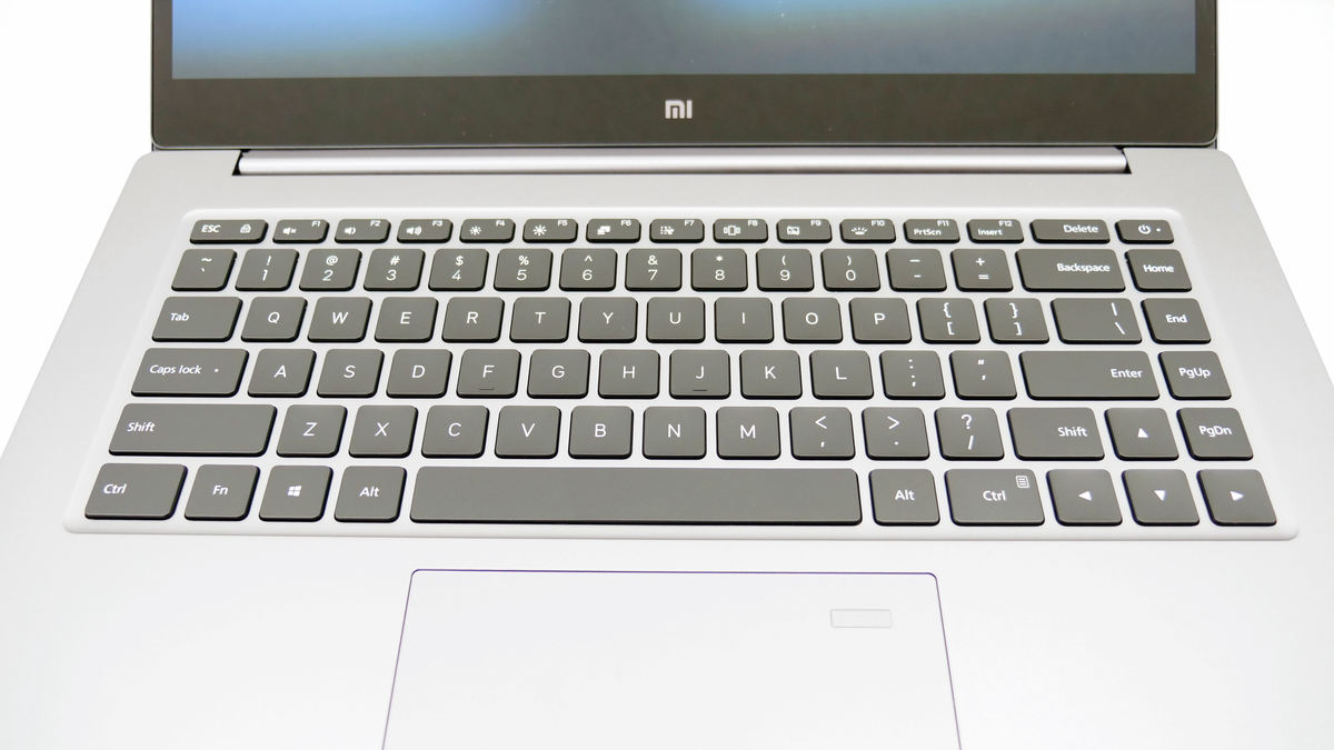 激安でめちゃ薄な4コアCore i7内蔵のXiaomiノートPC「Mi Notebook Pro