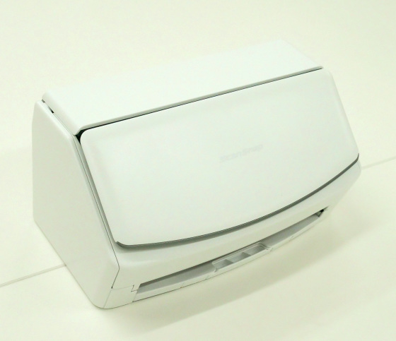 毎分40枚スキャン可能なWi-Fi対応ハイスピードスキャナー「ScanSnap