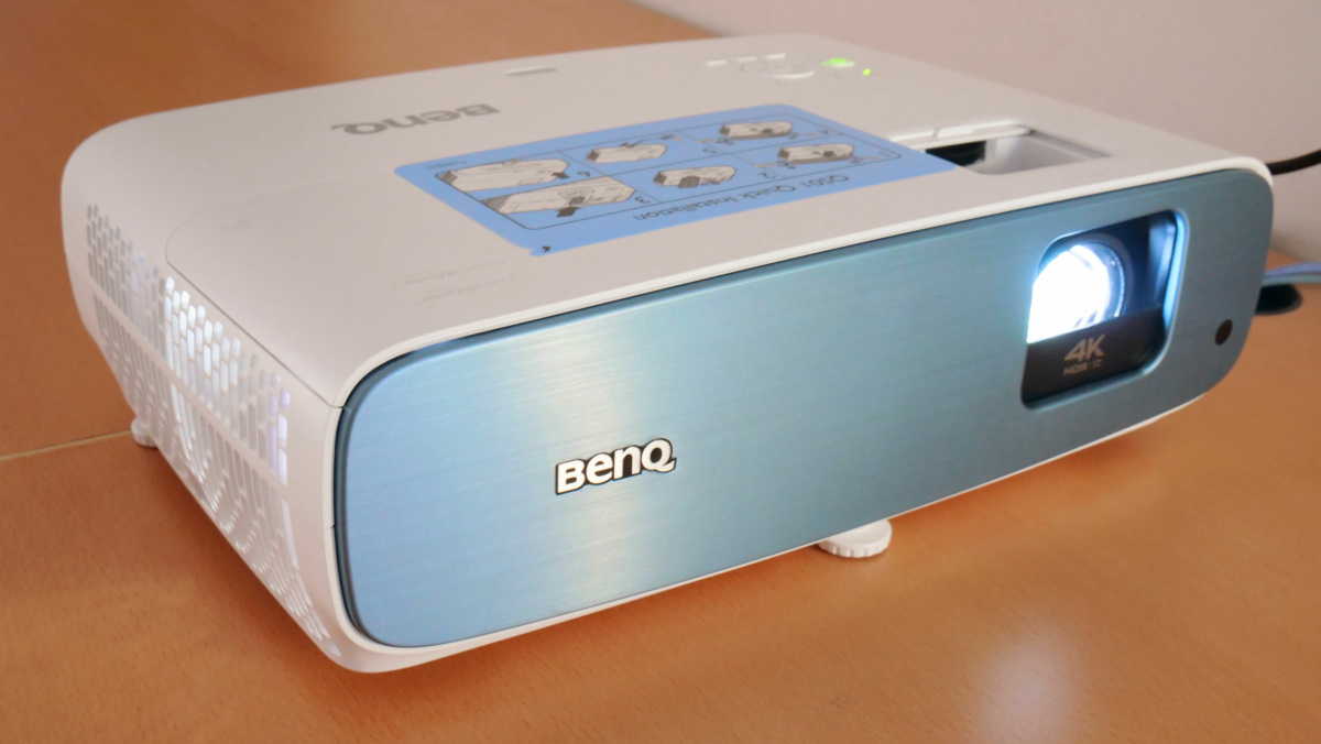 Android TVを搭載した4K UHD対応プロジェクター「TK850i」レビュー