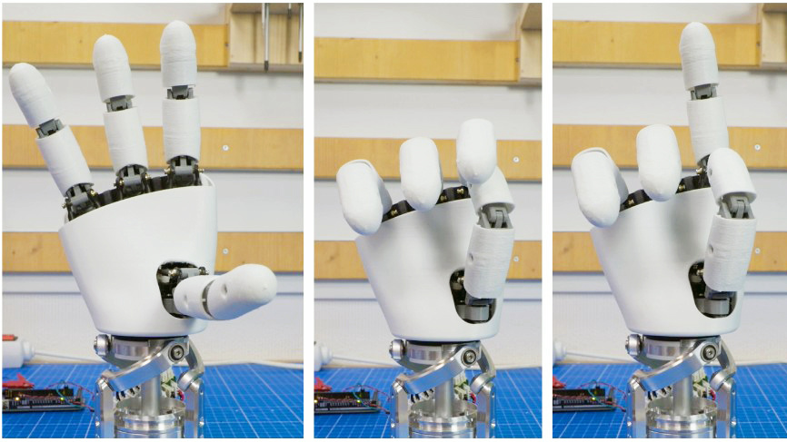 オープンソースの激安4本指ロボットハンド「Amazing Hand」 - GIGAZINE