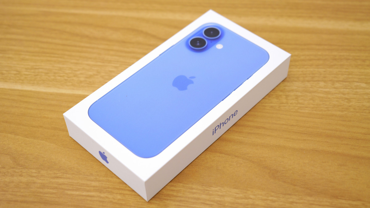 iPhone 16」速攻フォトレビュー、iPhone 15やPixel 9と比べてサイズや