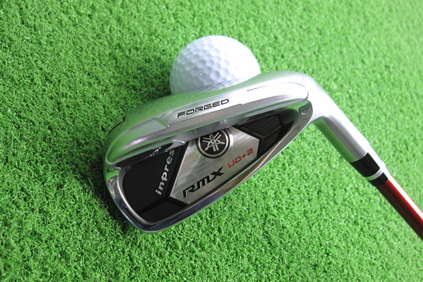形状も美しい激飛びアイアン」ヤマハ インプレス RMX UD＋2 アイアン