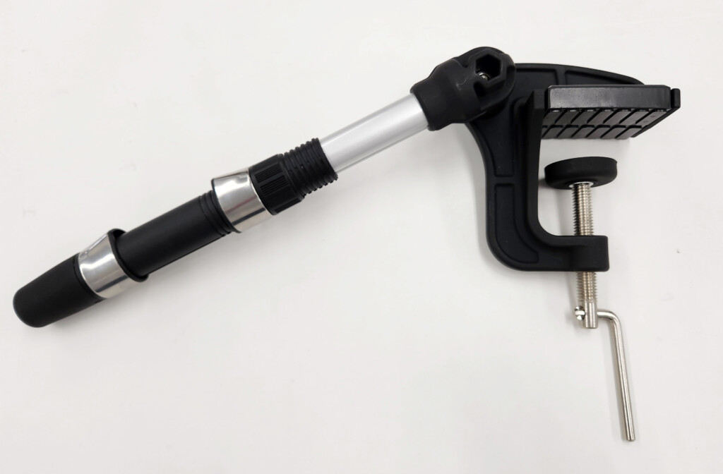 普段のラインの巻替えをもっと快適に！机や台にポン付けできる便利