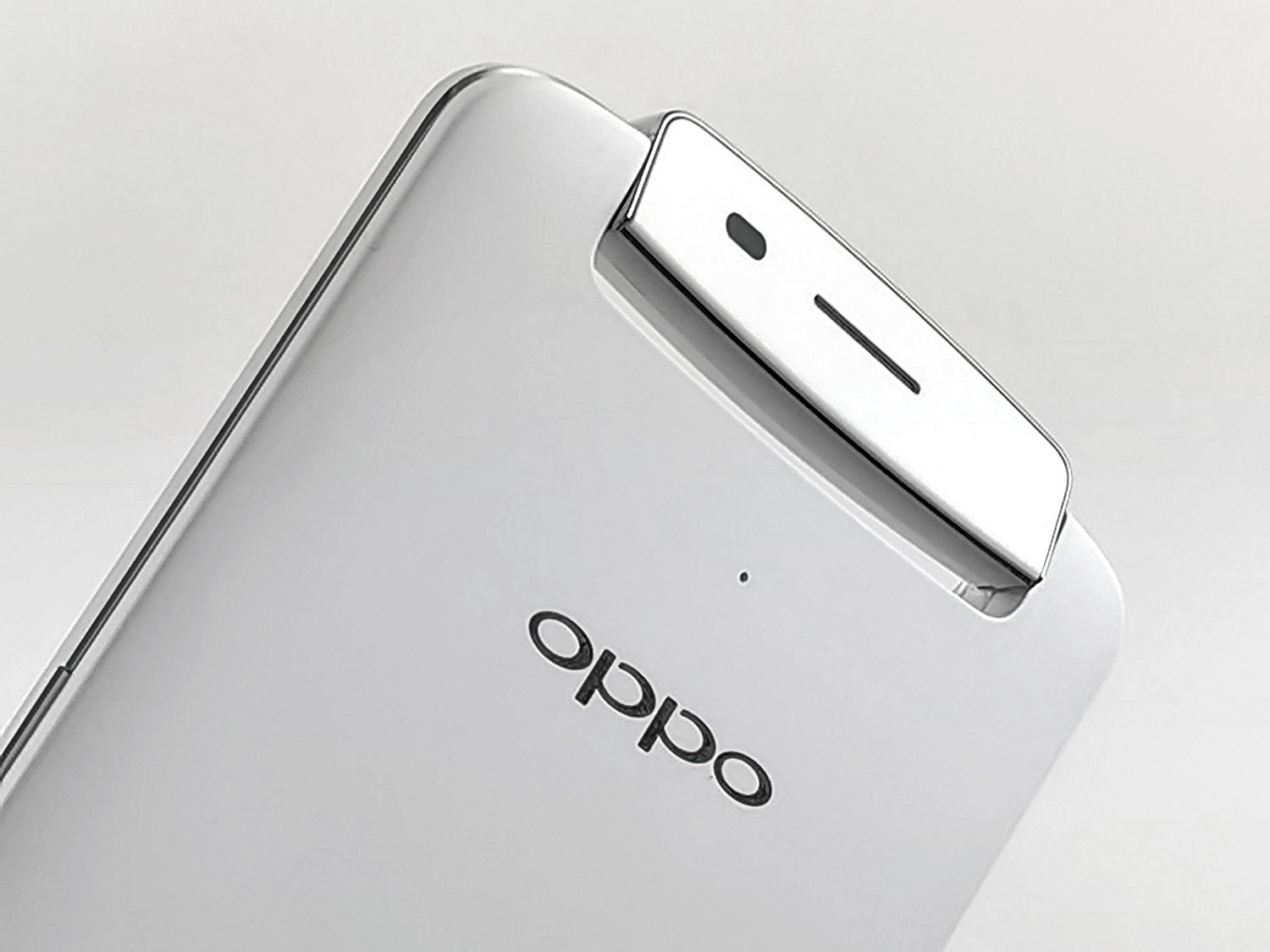 OPPOの折りたたみスマホ「Find N」を見て思い出す、もう1つの名機「N