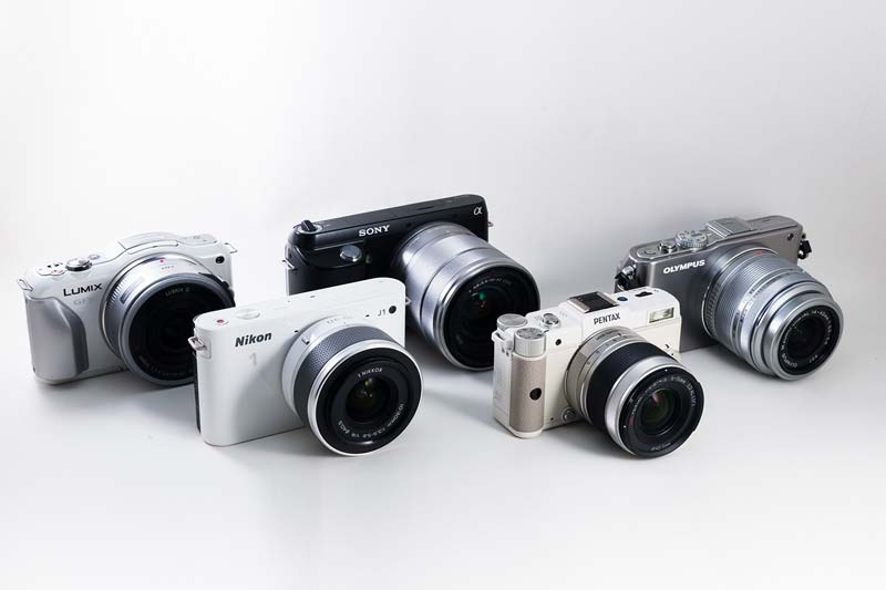今日から始めるミラーレス一眼（1）――サイズも価格も手ごろな5機種を