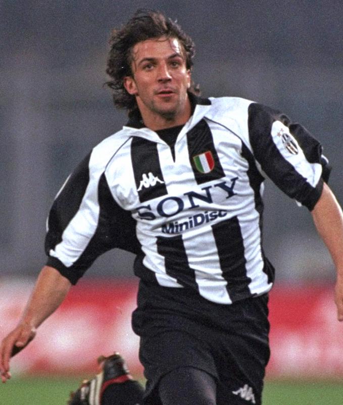 来日デル・ピエロ！最高に似合いすぎた“伝説”ユニフォーム5選