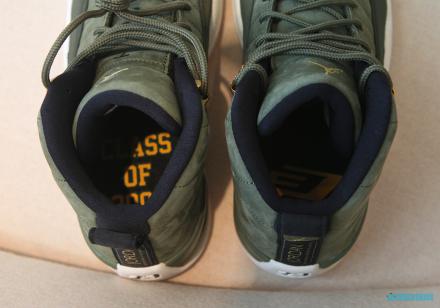 国内8月11日発売予定】 ナイキ エアジョーダン12 レトロ クリス