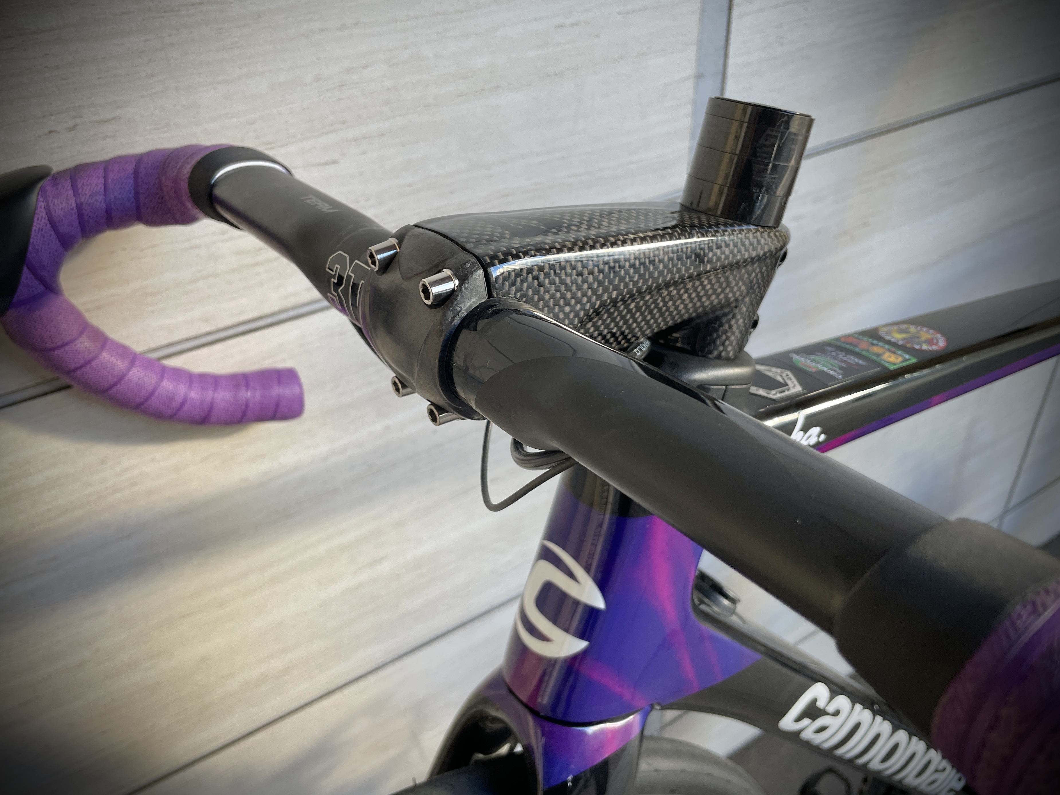 SuperSix EVO Hi-MOD】ステム一体型ハンドル導入【DEDA ALANERA