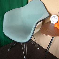イームズEames布貼りアームシェルチェア ハーマンミラー製エッフェル
