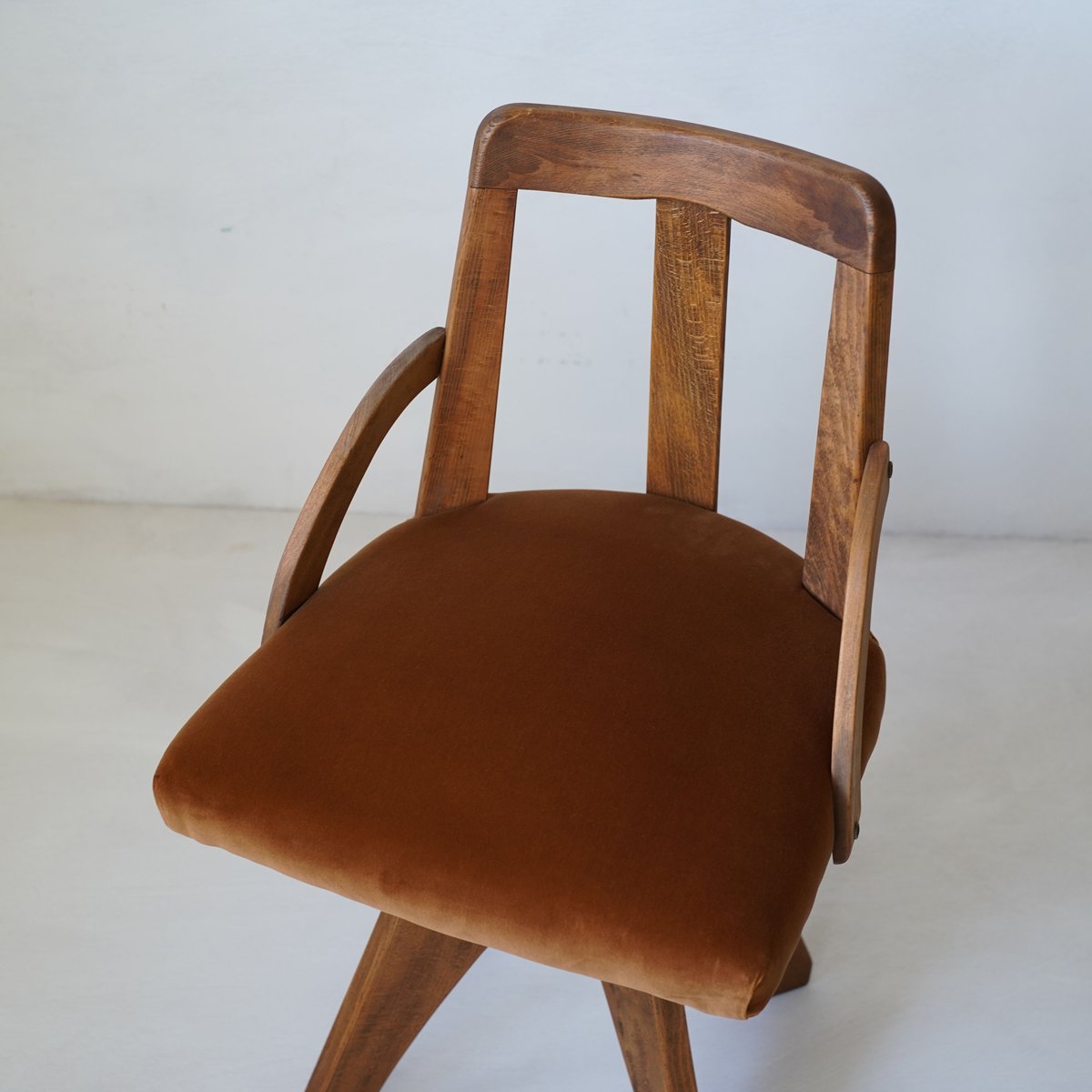 古い木製脚の回転椅子 ドクターチェア / 日本 大正-昭和初期 | tsuchika