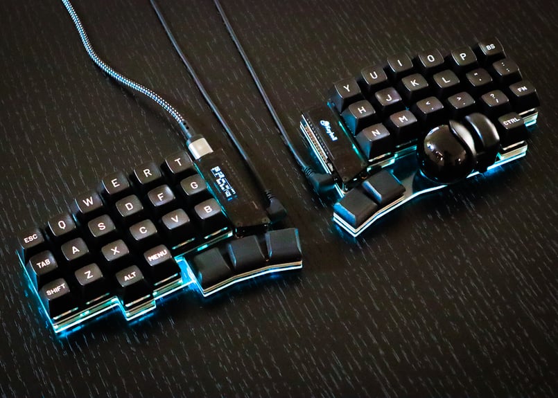 Keyball44 黒／白 | Shirogane Lab