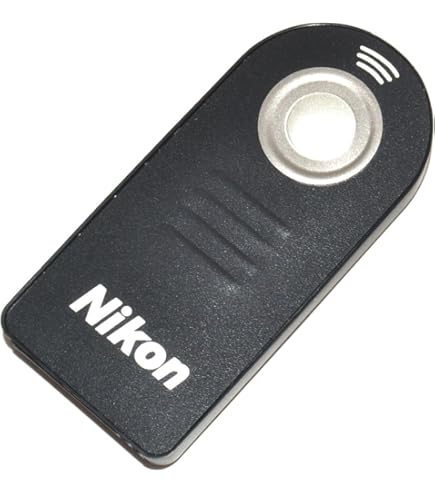 Amazon | Nikon グリップ GR-N1010 ブラック GRN1010BK | カメラ用