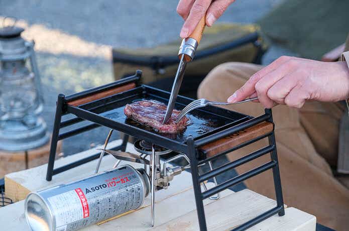 ど安定。DOD「テキーラグリドル」がシングルバーナー調理の不安を解決